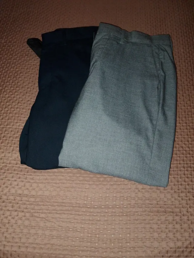 2 Pantaloni Chino Pull&Bear Neri e Grigi