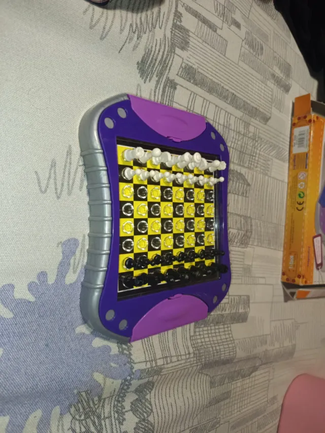 Ajedrez de viaje Mate! t-toca