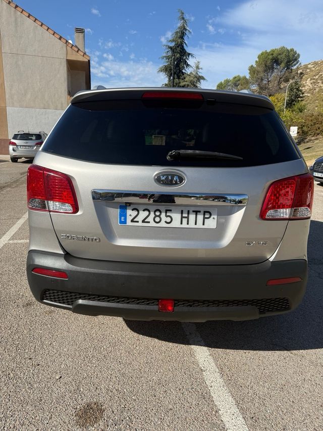 Kia Sorento 3.500 / 280cv / año 2012./140321 milla