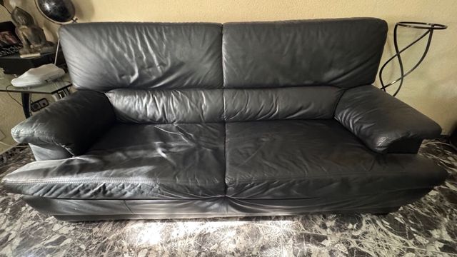 Sofá de piel negro 3 plazas