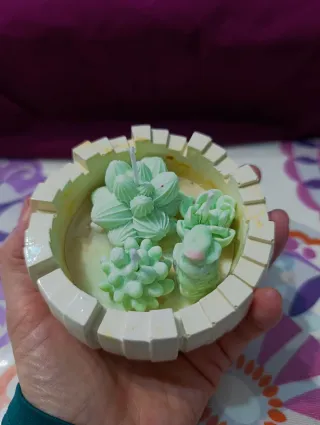 Vaso artigianale irregolare beige e verde