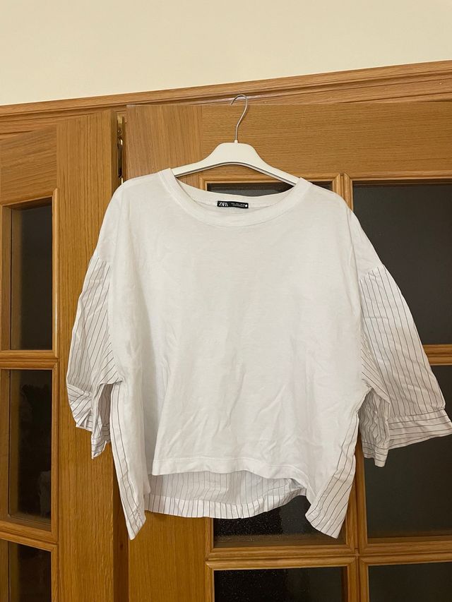 Camiseta Zara combinada (mezcla de tejidos)