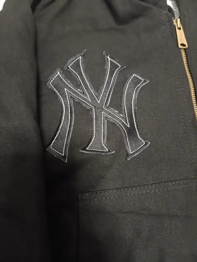 Chaqueta Carhartt x Yankees Rework Vintage Negra