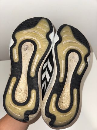 Deportivas Adidas Running Negras y Blancas