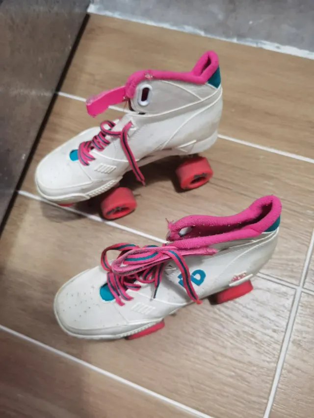 Patines blancos y rosas número 40