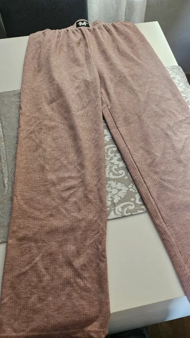 Pantalón mujer rosa