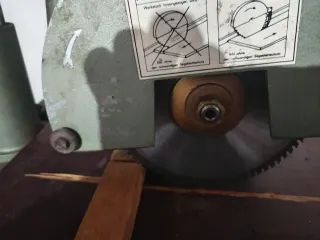 Sierra Radial DeWalt