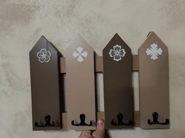 Appendiabiti in legno 4 ganci