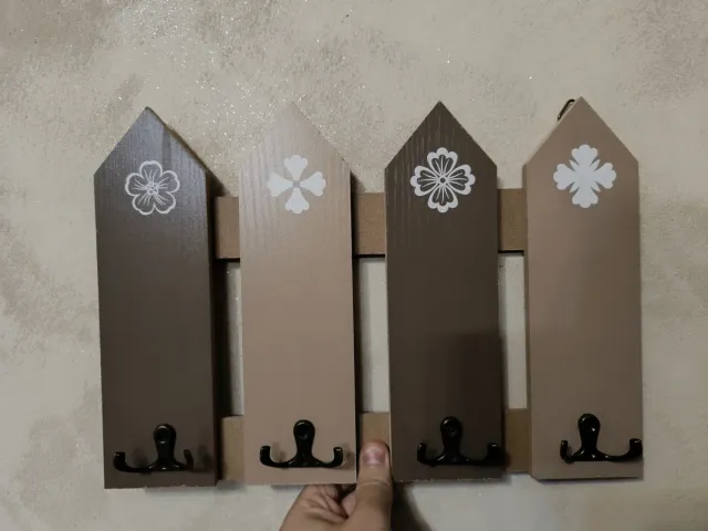 Appendiabiti in legno 4 ganci