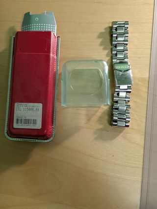 Orologio Swatch con scatola e cinturino mai usato