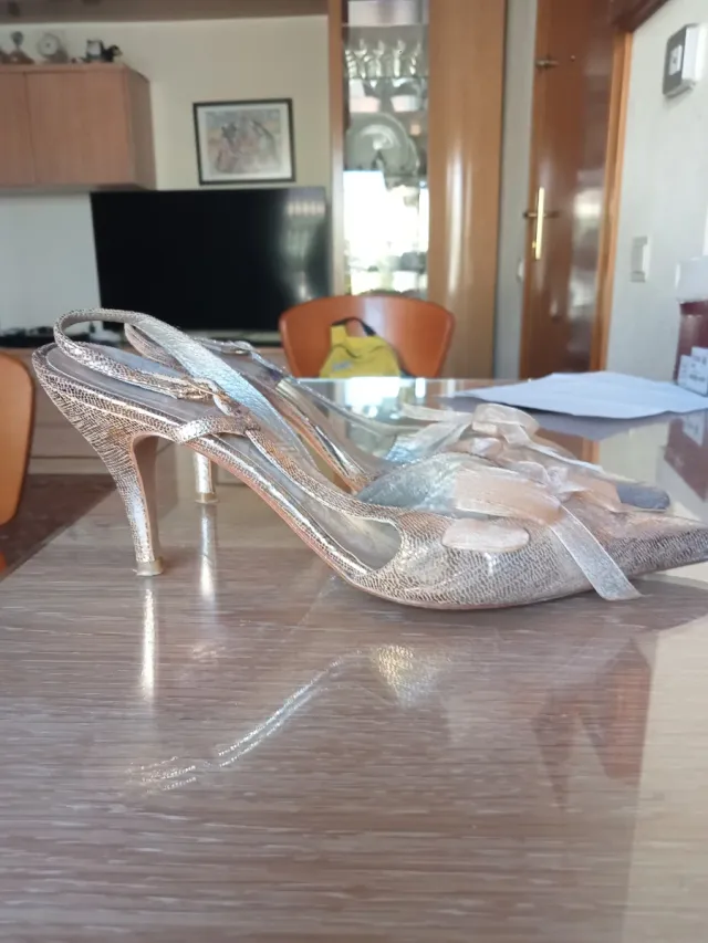 Zapatos de fiesta plateados Gino Vaello