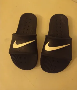 Chanclas Nike Niños Negras