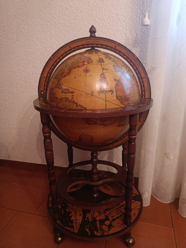 Globo terráqueo-bar vintage madera