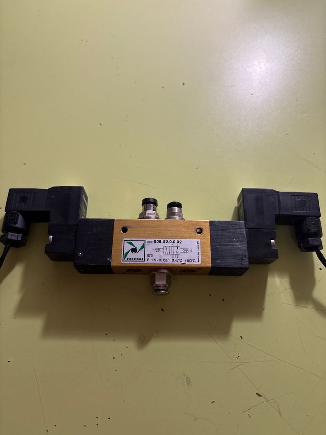 Válvula Electroneumática PNEUMAX 808.52.0.0.02