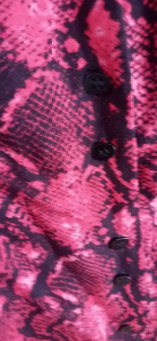 Blusa Estampado Animal Print Roja Talla M