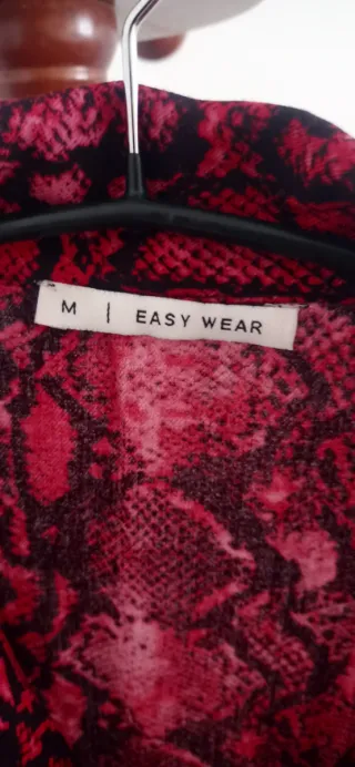 Blusa Estampado Animal Print Roja Talla M