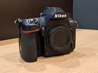 Cámara Nikon D780 Full Frame en perfecto estado