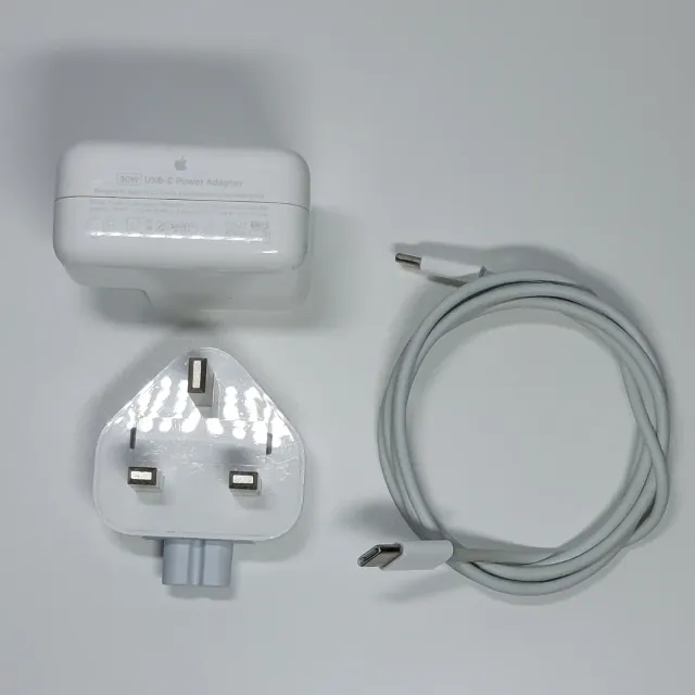 Cargador Apple USB-C 30W