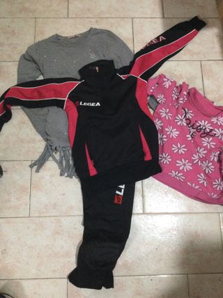 Lotto 19 capi: leggings, pantaloni, felpe, t-shirt