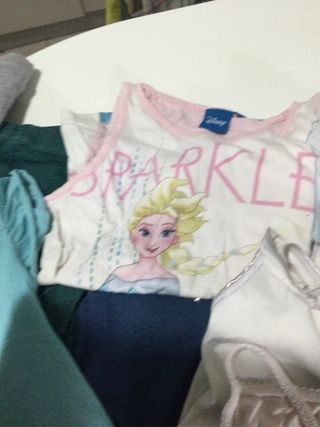 Lotto 19 capi: leggings, pantaloni, felpe, t-shirt