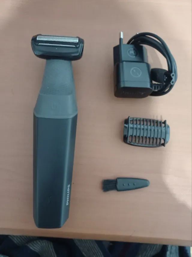 Philips Bodygroom Serie 3000 BG3010 + Accesorio