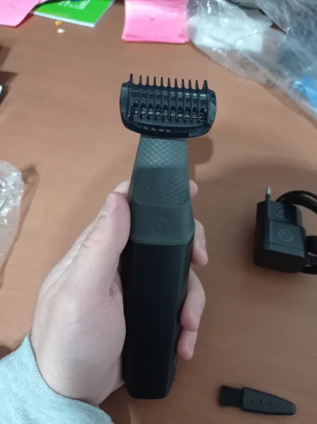 Philips Bodygroom Serie 3000 BG3010 + Accesorio