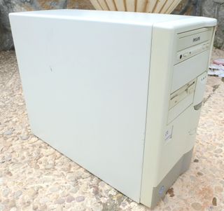 PC Retro AT Socket 7 P100 40MB W98