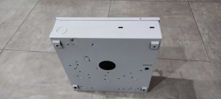 2 Cajas Metálicas (Blanca y Amarilla)