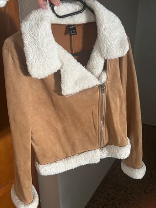 Chaqueta SHEIN marrón y blanca Talla M