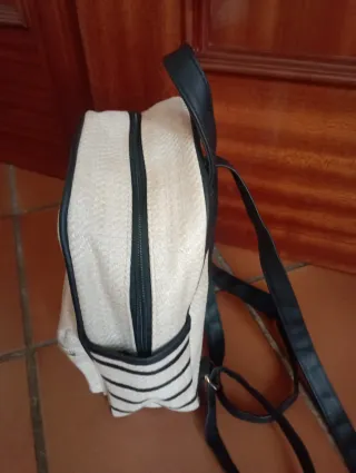 Mochila Mickey Mouse Beige y Negra