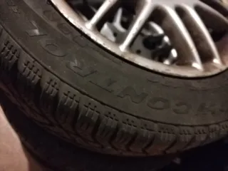 Llantas Renault con neumáticos Pirelli