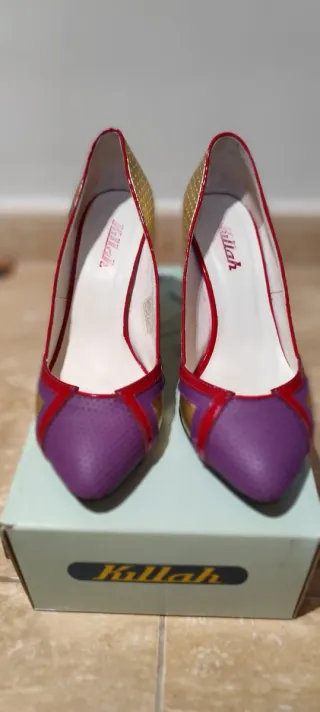 Zapatos tacón Killah dorados y morados