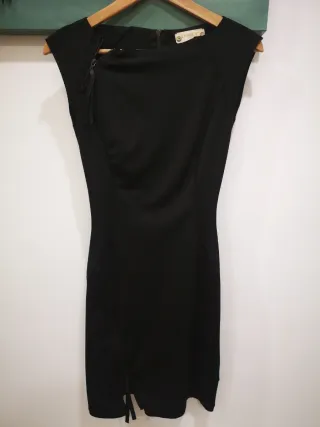 Vestido MET Talla S/M Negro. Queda perfecte.