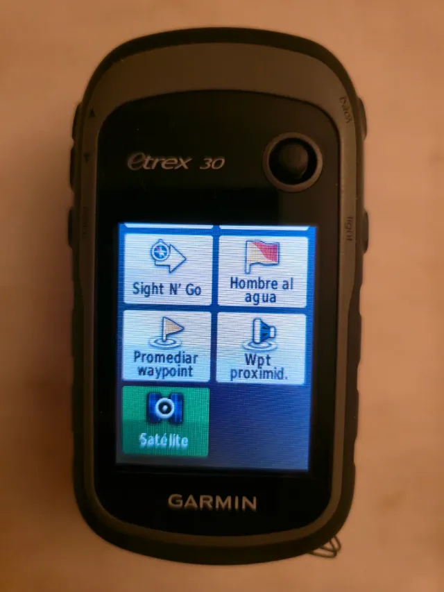 GPS Garmin Etrex 30 en perfecto estado.