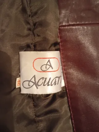 Chaqueta de piel marrón para mujer