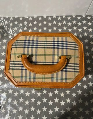 Neceser grande tipo maletín sin usar