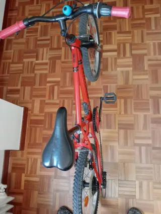 Bici BTWIN RACING BOY 320 ruedas de 20"