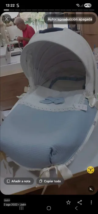 Carrito de bebé blanco