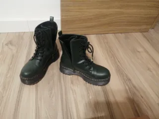 Botines verdes suela alta modernos