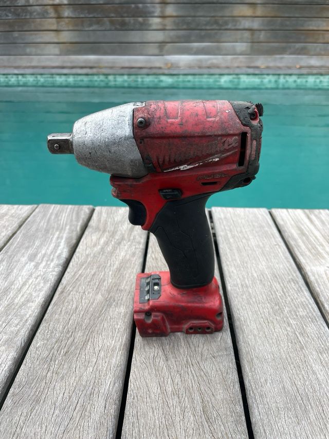 Llave de Impacto Milwaukee M18 FUEL (Solo Cuerpo)