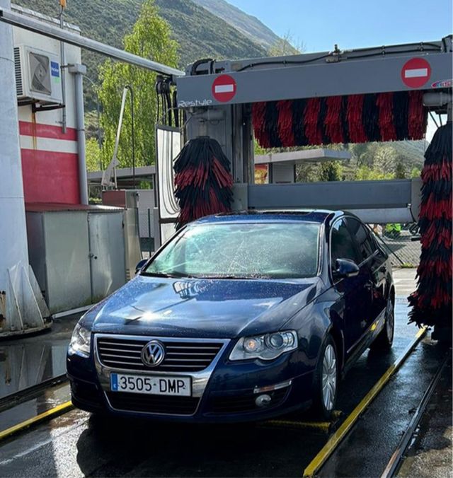 Wolkagen  Passat  2006