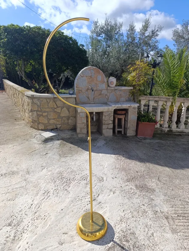 Soporte jaula pájaros dorado