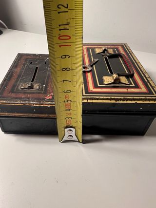 2 Huchas Metálicas Antiguas Inglesas