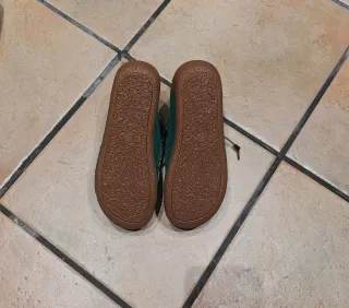Mocasines verdes sin estrenar