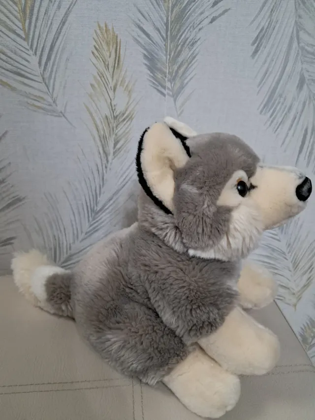 Peluche Lobo Gris, beige y Blanco, altura 24 cm
