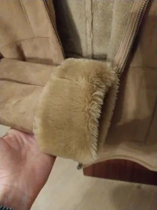 Chaquetón Zara Basic ante forrado Talla M