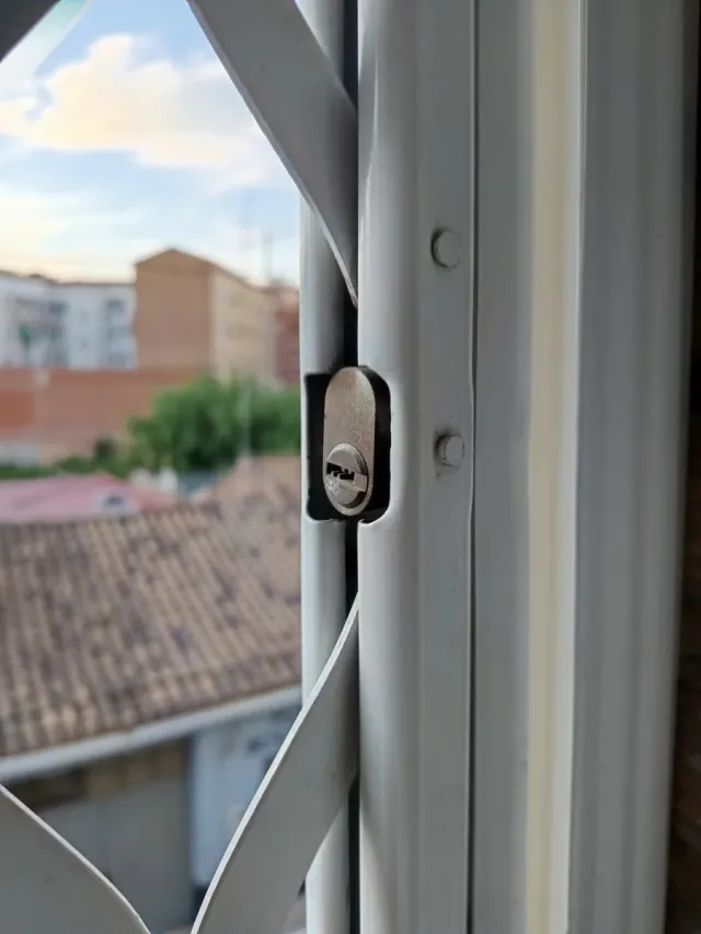 Reja metálica plegable