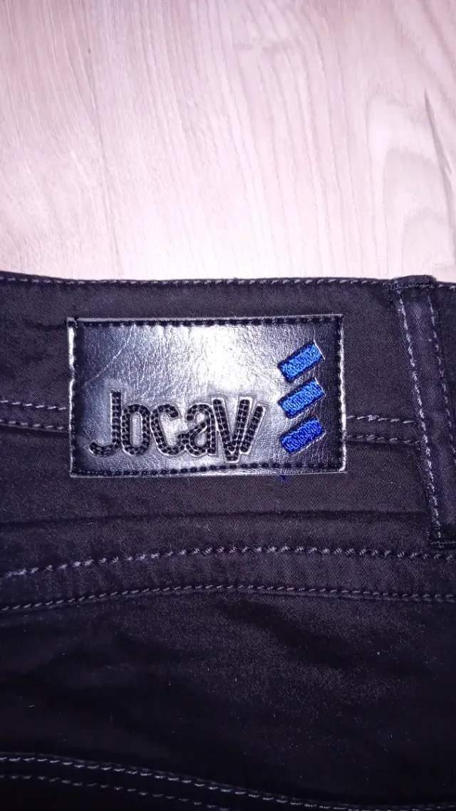 Pantalón negro Jocavi