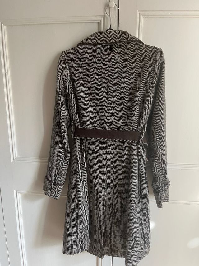 Abrigo Adolfo Dominguez