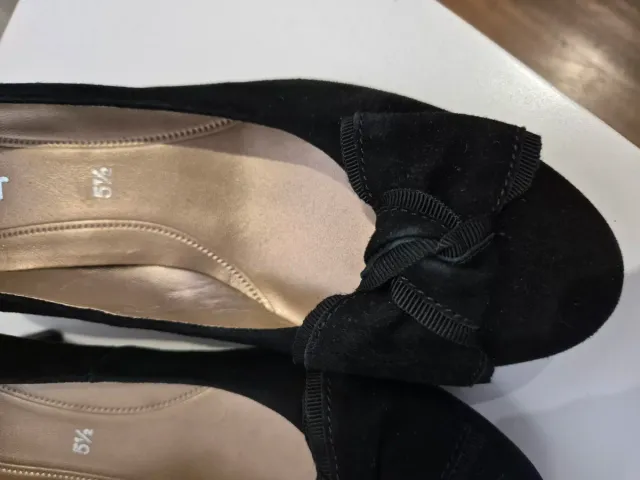 Zapatos tacón ante negro lazo